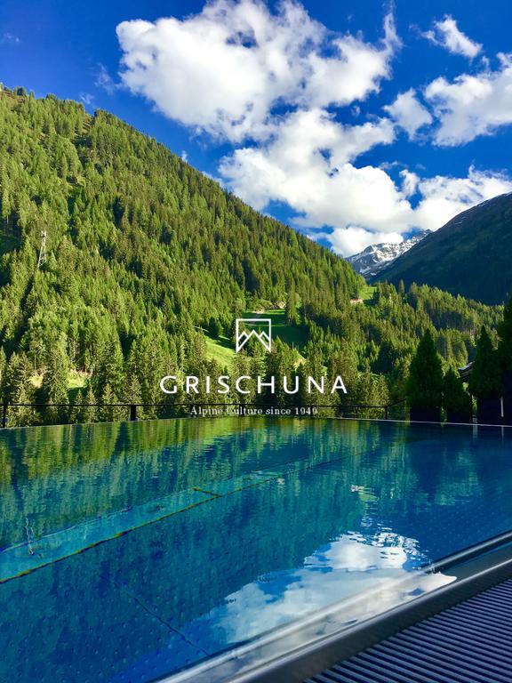 Heart Hotel Grischuna ซังคท์อันทอนอัมอาร์ลแบร์ก ภายนอก รูปภาพ